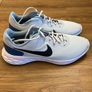 Brand new Nike sneakers. Never worn